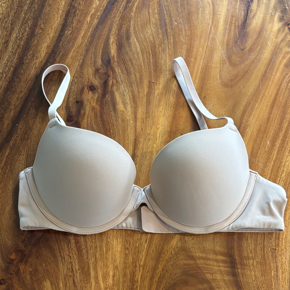 SKIMS 34B bra